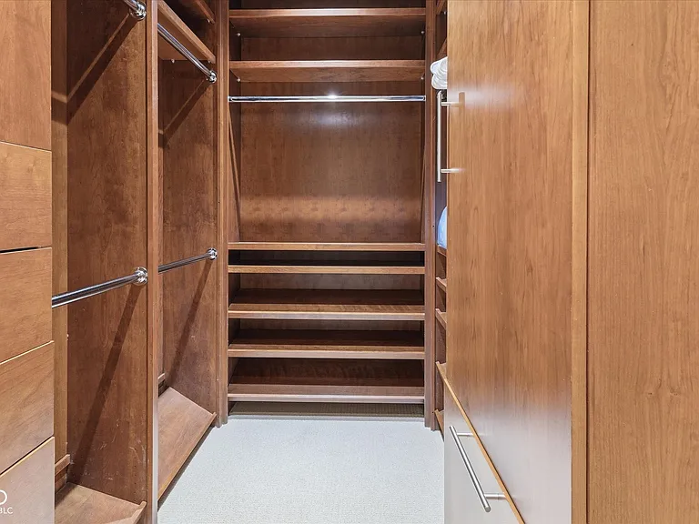 435 Virginia Ave #604 — Photo 20