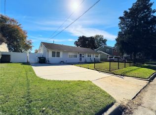 3311 W Lewis Rd, Hampton, VA 23666