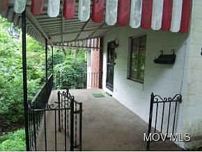 4th image of 823 5th St