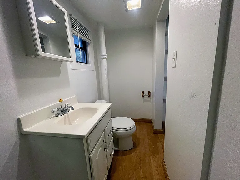 1016 E Columbia Ave — Photo 14