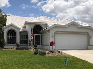 9294 New Orleans Dr, Weeki Wachee, FL 34613