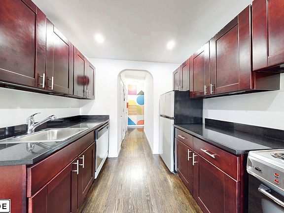 4th image of 690 Fort Washington Ave APT 6P