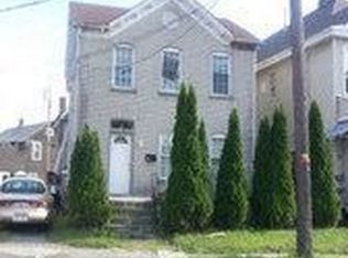 146 Wickham Ave, Middletown, NY 10940