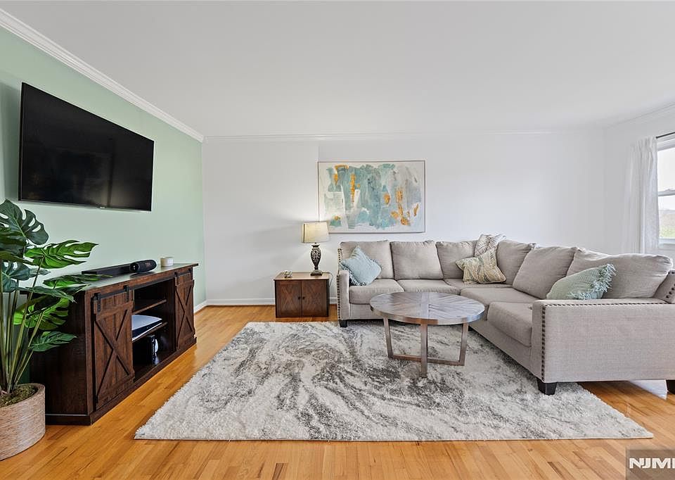 1st image of 100 Pierson Miller Dr APT D53