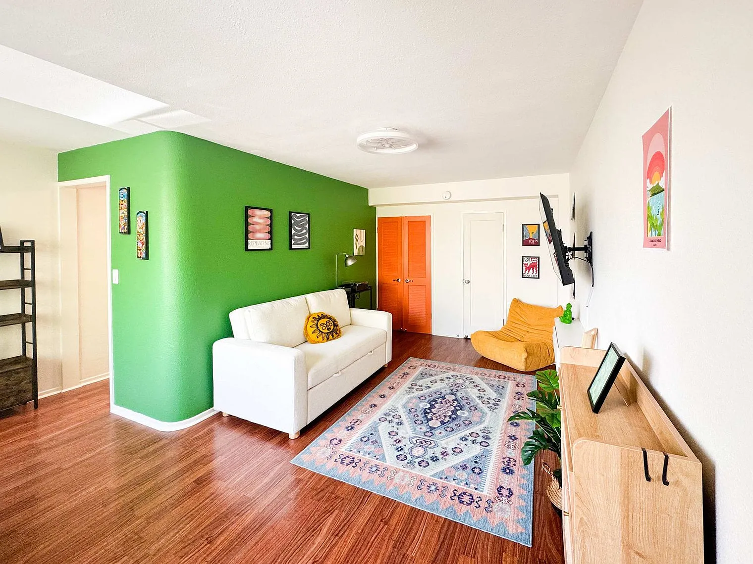 1 bed, 1.0 bath, $3,670 — Photo 1
