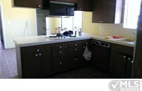 4th image of 1500 Skyline Dr