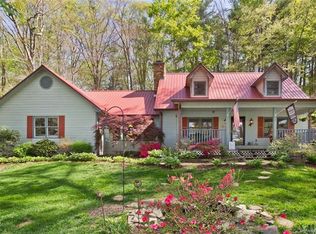 508 Shake Rag Rd, Mars Hill, NC 28754