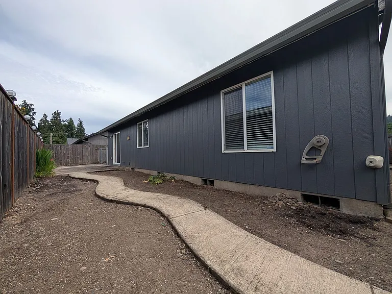 6566 Jules Pl — Photo 24