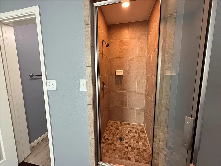 2308 Auburndale St #5 — Photo 19