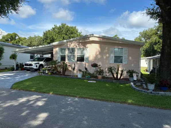 11035 Palamino Dr, Dade City, FL 33525