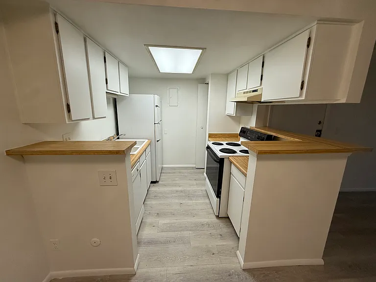 13506 E Jewell Ave #103 — Photo 4