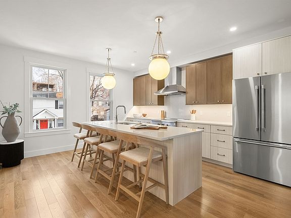 2nd image of 6 Dellmore Rd #2