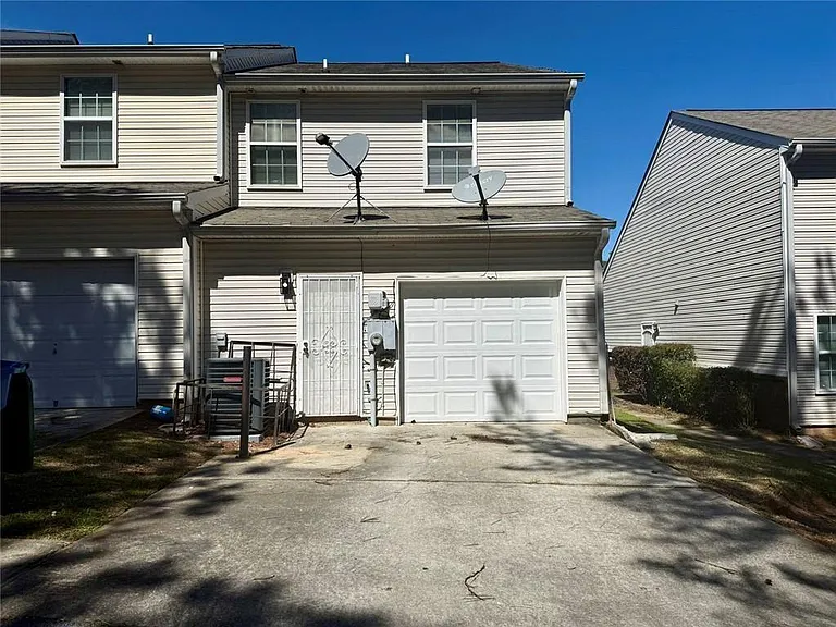 2154 Olmadison Vw — Photo 24