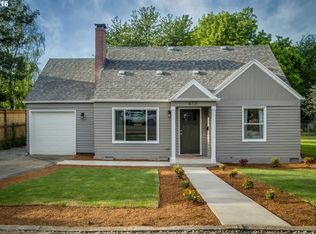 6731 NE Roselawn St, Portland, OR 97218