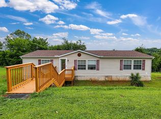 802 Holbert Ln, Kodak, TN 37764