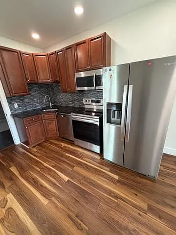 518 N State St #2 Photo 1