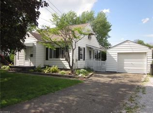 1575 Wilsonway Dr, Barberton, OH 44203