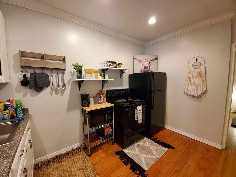 1st image of 1108 S Detroit Ave Floor 1-4