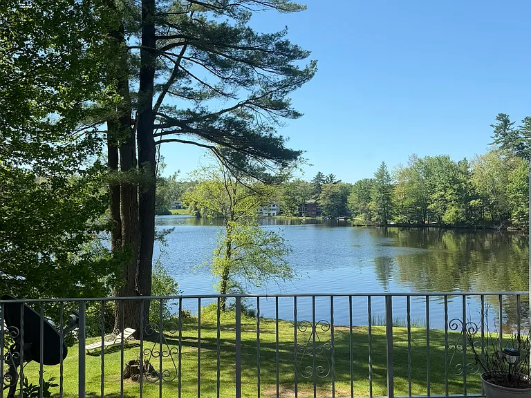202 S Shore Dr #A — Photo 13