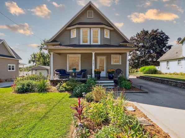 9161 Austin Rd, Saline, MI 48176