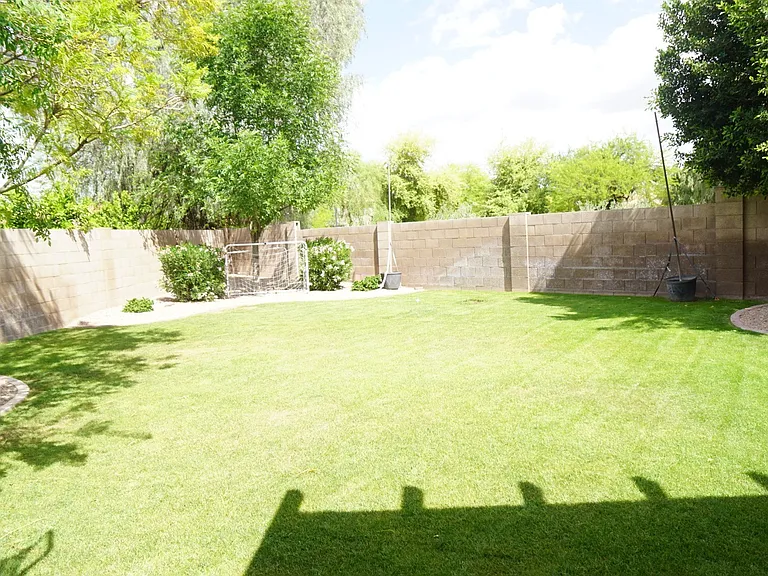 1231 N Firehouse Ct — Photo 33