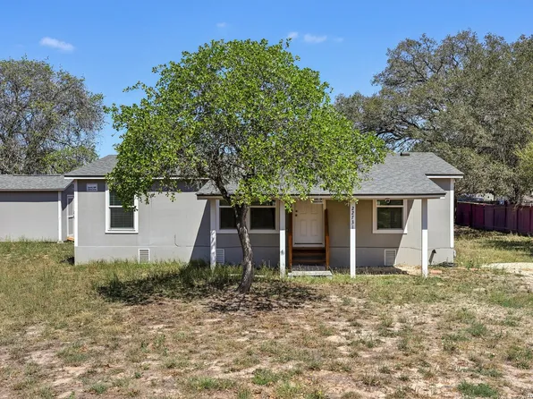 22731 Hickory Shadow, Elmendorf, TX 78112