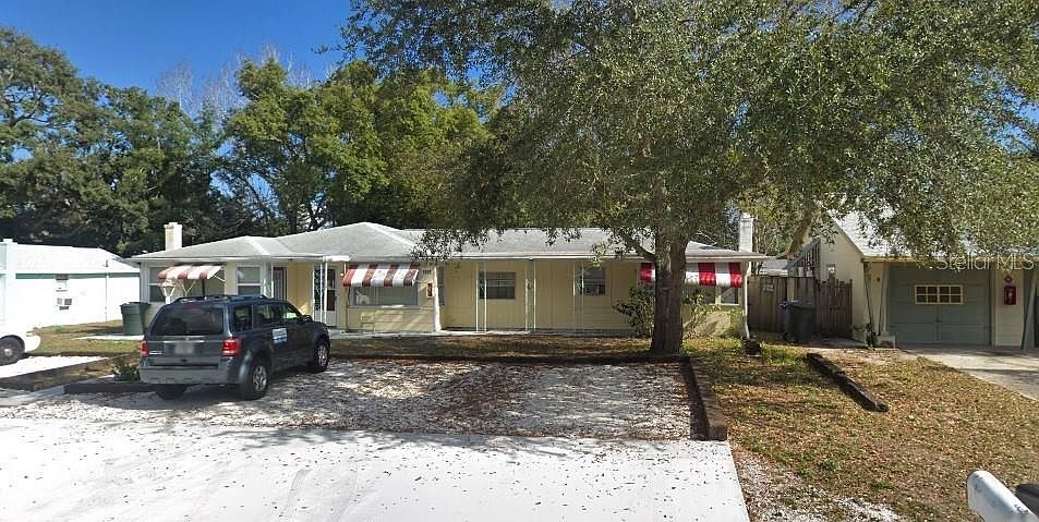 1st image of 1017 Michigan Dr W