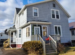 2304 Monroe St, Two Rivers, WI 54241