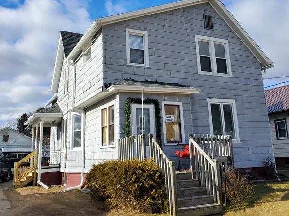 2304 Monroe St, Two Rivers, WI 54241