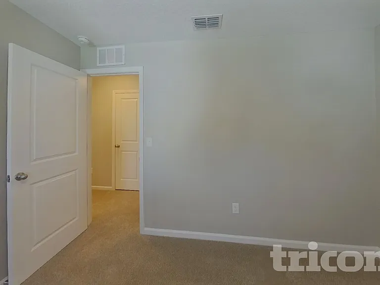 2077 Dutton Island Oaks Way — Photo 9