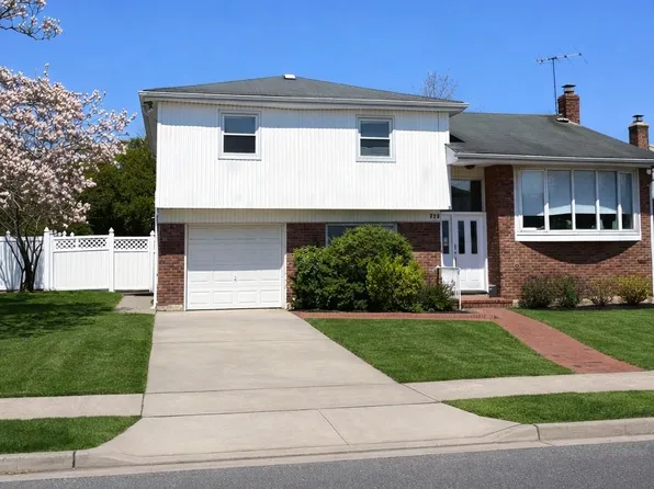 723-B Park Lane, North Woodmere, NY 11581