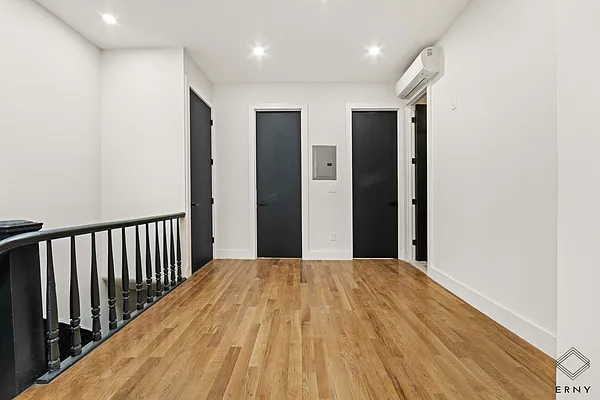 Rented by ERNY LLC | media 15