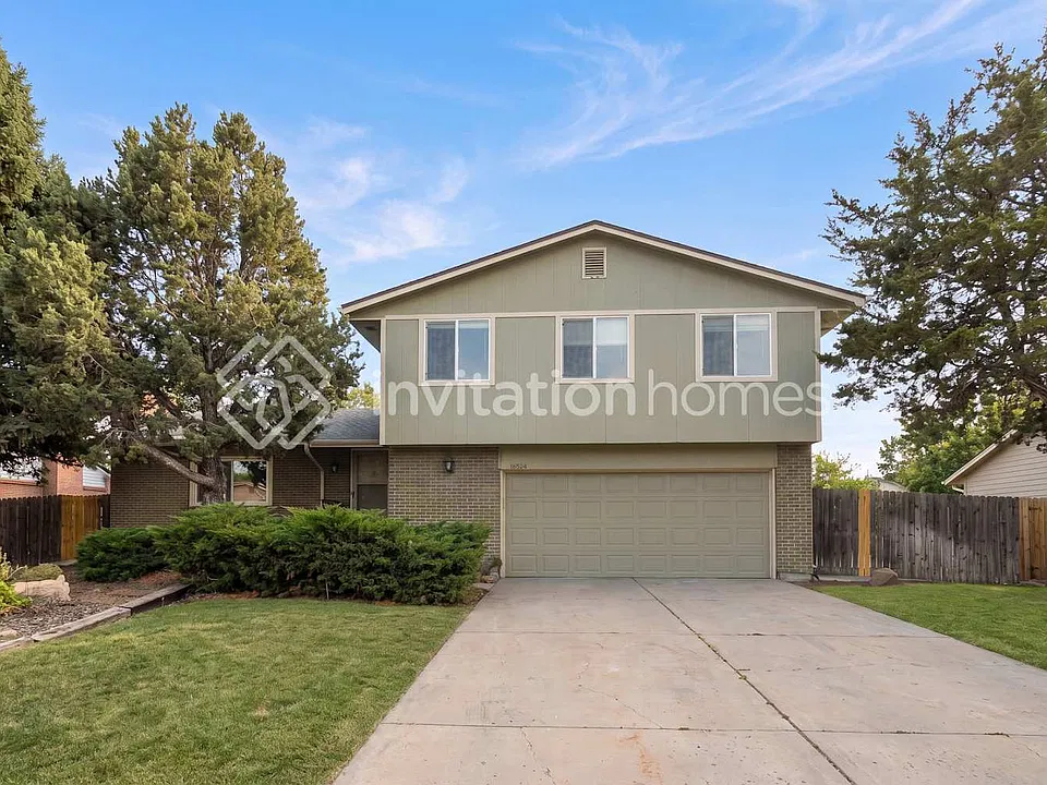 16524 E Floyd Ave