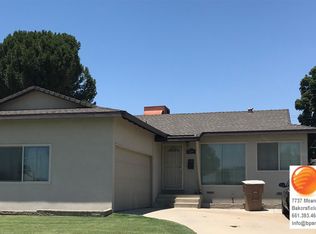 328 Circle Dr, Bakersfield, CA