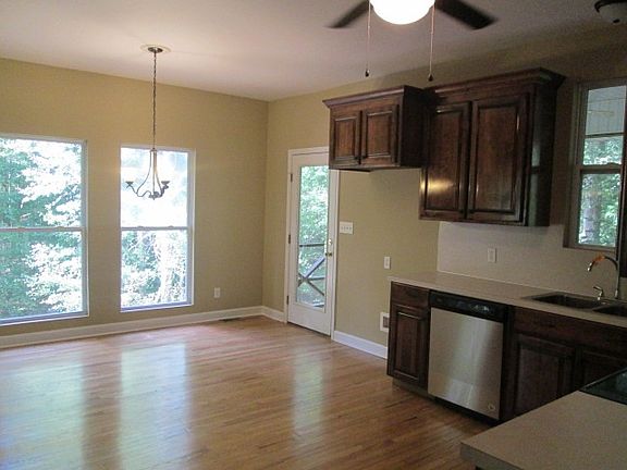 3rd image of 508 Eagles Harbor Dr
