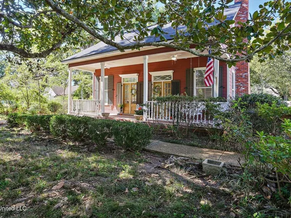 139 N Maple St, Ridgeland, MS 39157