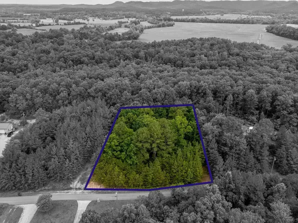 16 Evergreen Rd, Stanton, KY 40380