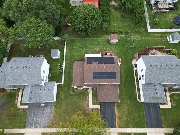 3rd image of 855 Franklin Dr