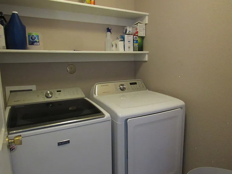 3463 Applegate Dr — Photo 11