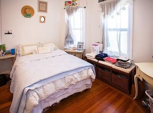 30 Hawthorne St #2L, Somerville, MA 02144