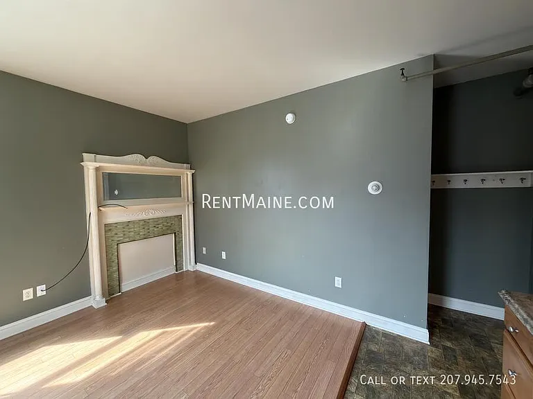 145 Union St #7 — Photo 5