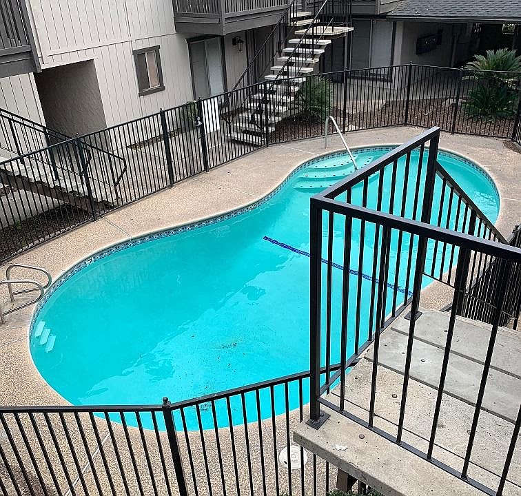 2nd image of 1414 W Swift Ave APT 103