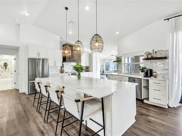 17 SE 15th AVE, CAPE CORAL, FL 33990