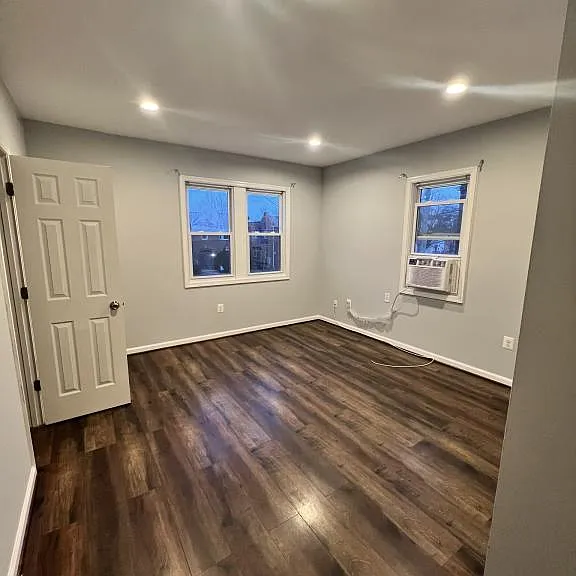 441 Mellon St SE — Photo 6