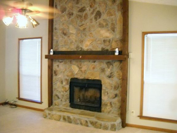 5th image of 3275 Trotters Walk Cir