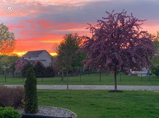 9730 Gander Ln, Saint Bonifacius, MN 55375