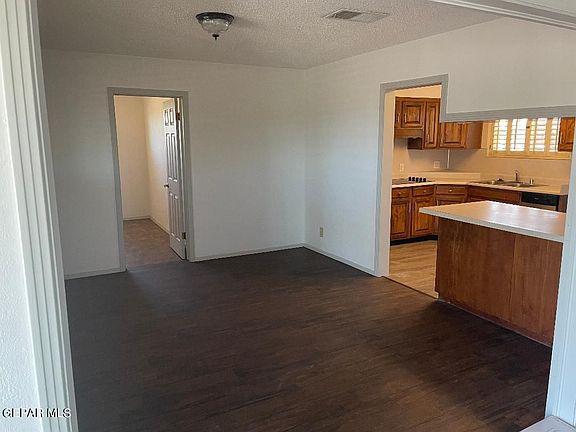5th image of 6024 Cadiz St