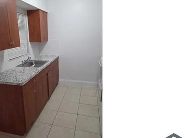 3951 NW 31st Ave #4, Fort Lauderdale, FL 33309