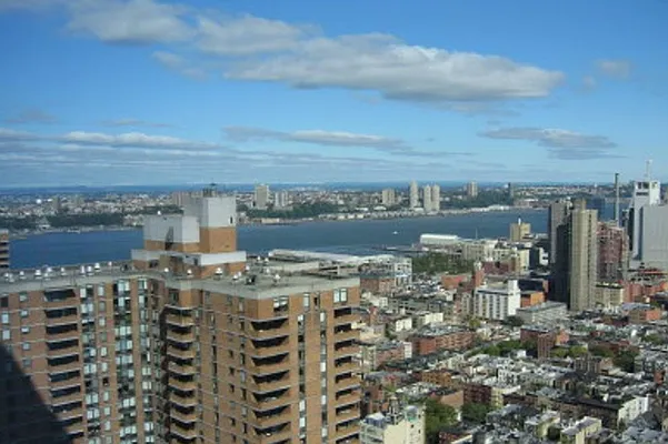 Rented by Corcoran | media 61