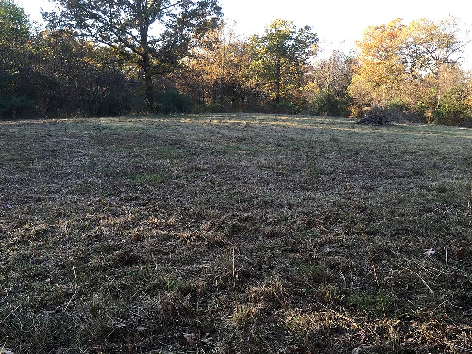 1st image of 21700 Meadow Wood Dr